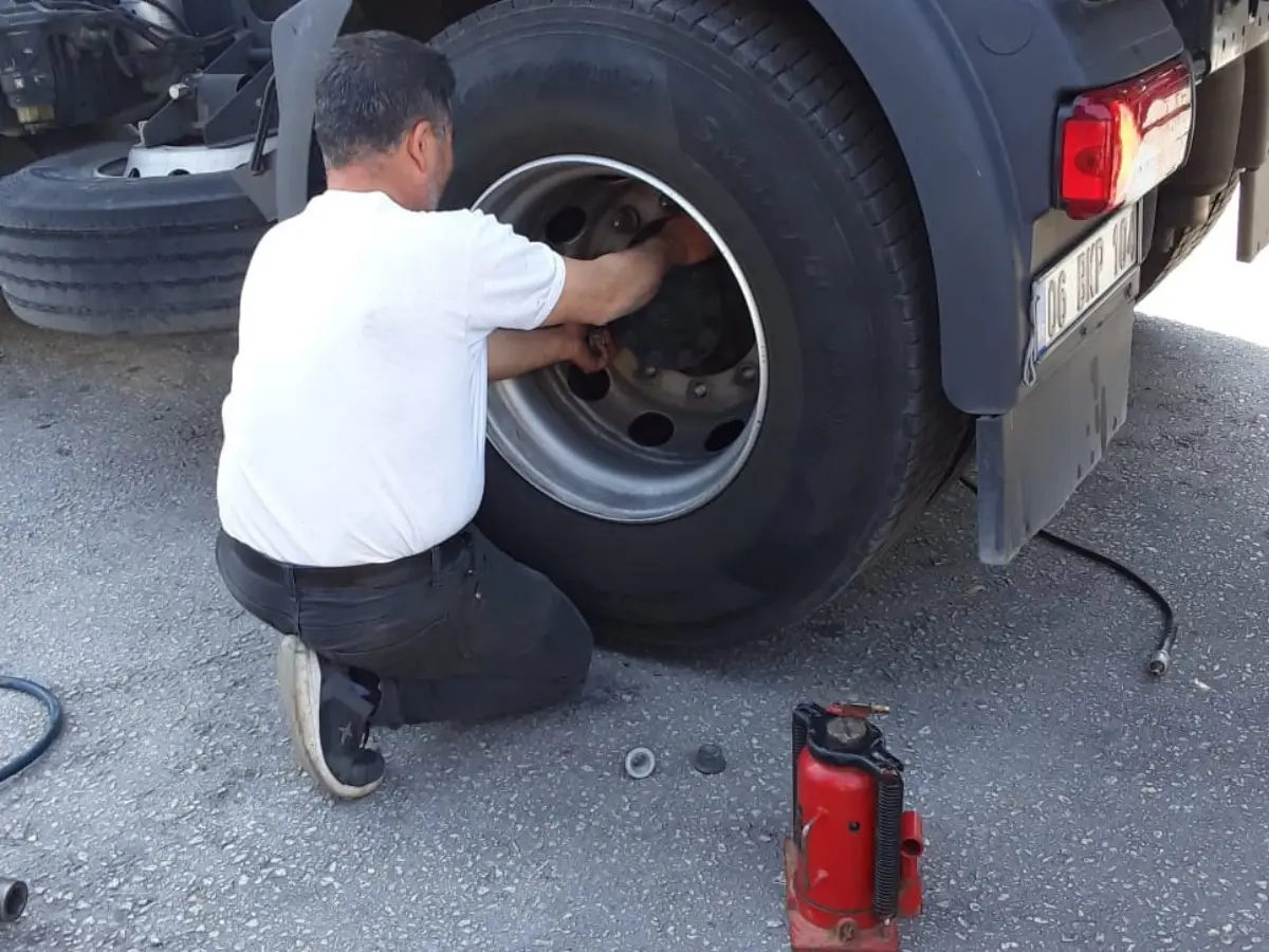 Kadirli Oto Lastikçi